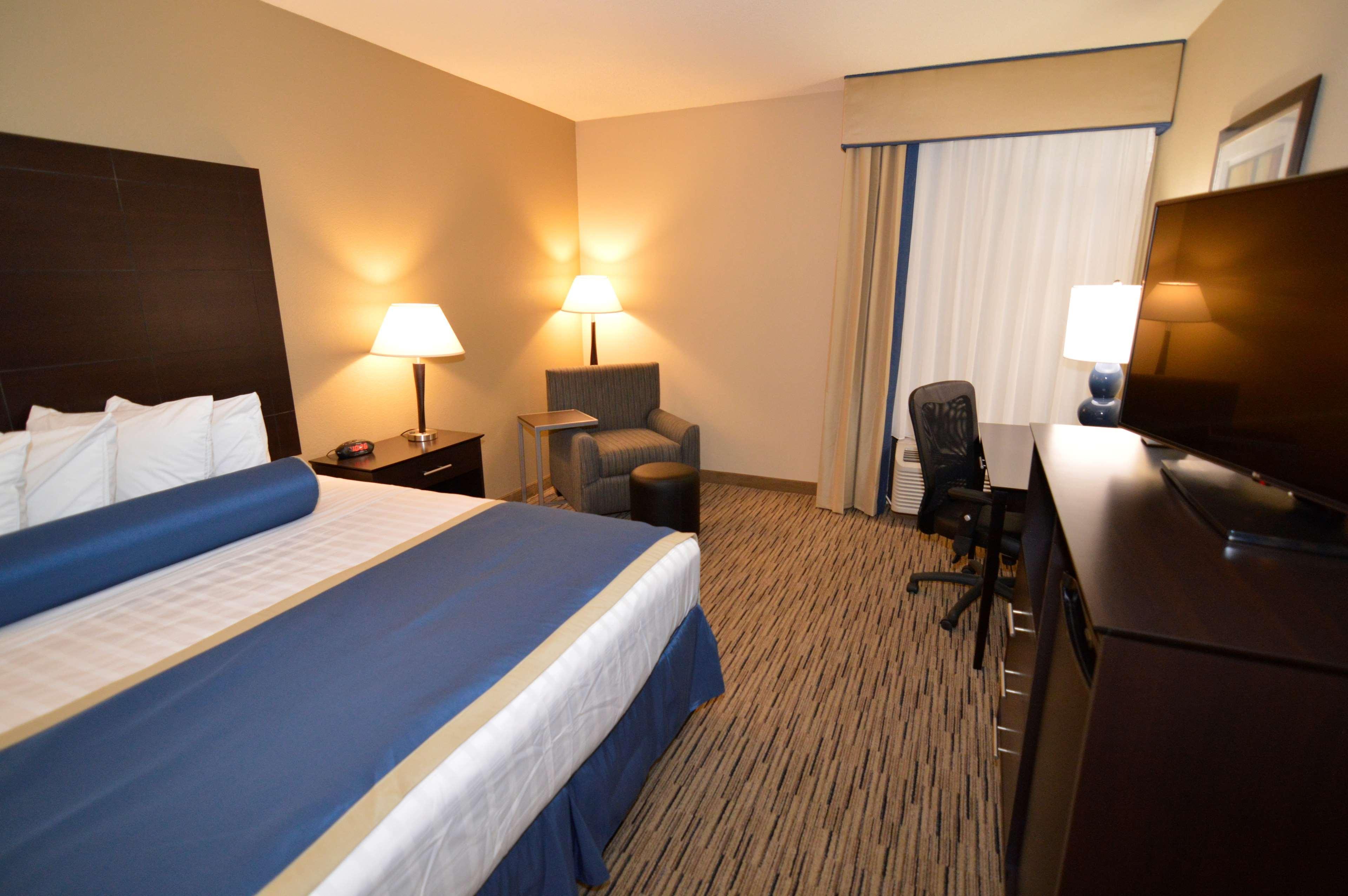 เบสต์ เวสเทิร์น นิว อัลบานี Hotel นิวอัลบานี ภายนอก รูปภาพ